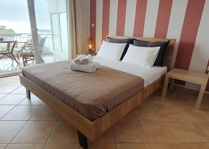 Lägenhet θέα μπροστά στη θάλασσα *